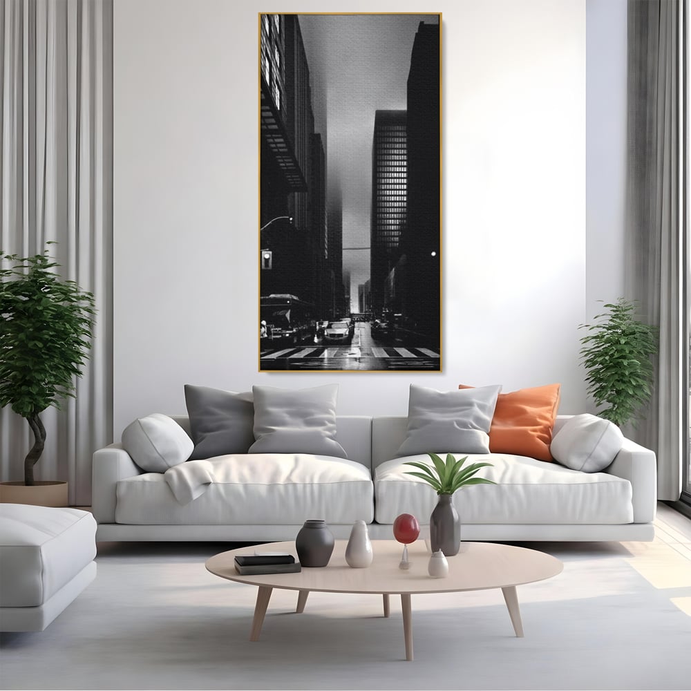 Tablou canvas cu tablou canvas cu oras in ceata, in rama de aluminiu auriu, pe perete intr-un living